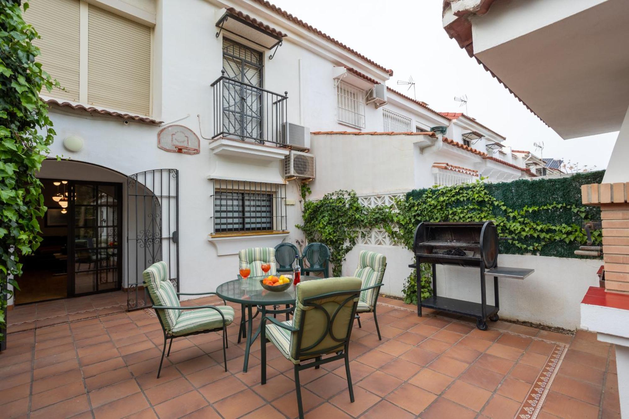 Casa En Guadalmar Malaga, Naturaleza Y Playa Сasa de vacaciones