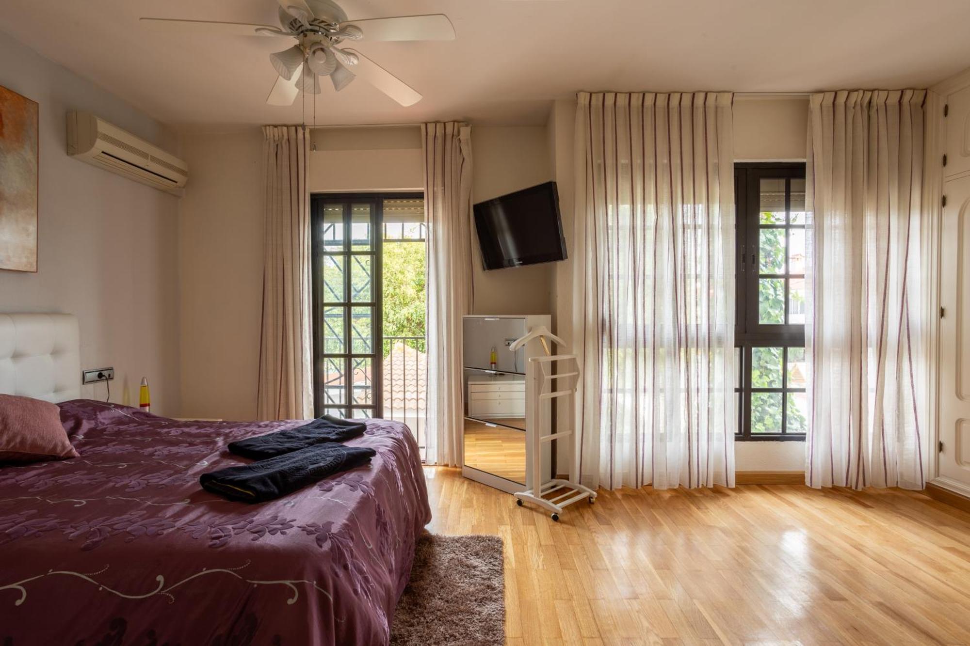Casa En Guadalmar Malaga, Naturaleza Y Playa Сasa de vacaciones