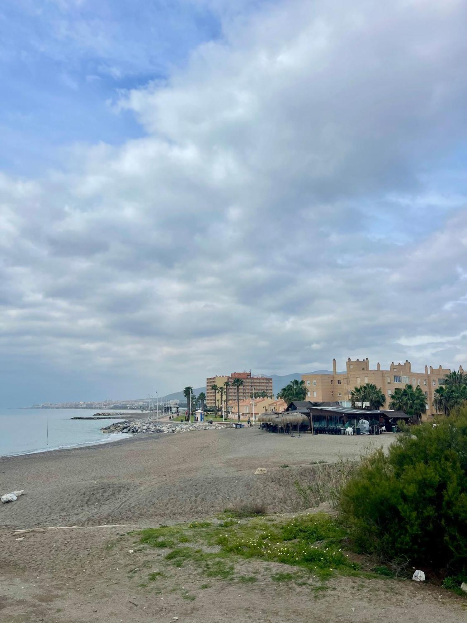 Casa En Guadalmar Malaga, Naturaleza Y Playa Сasa de vacaciones
